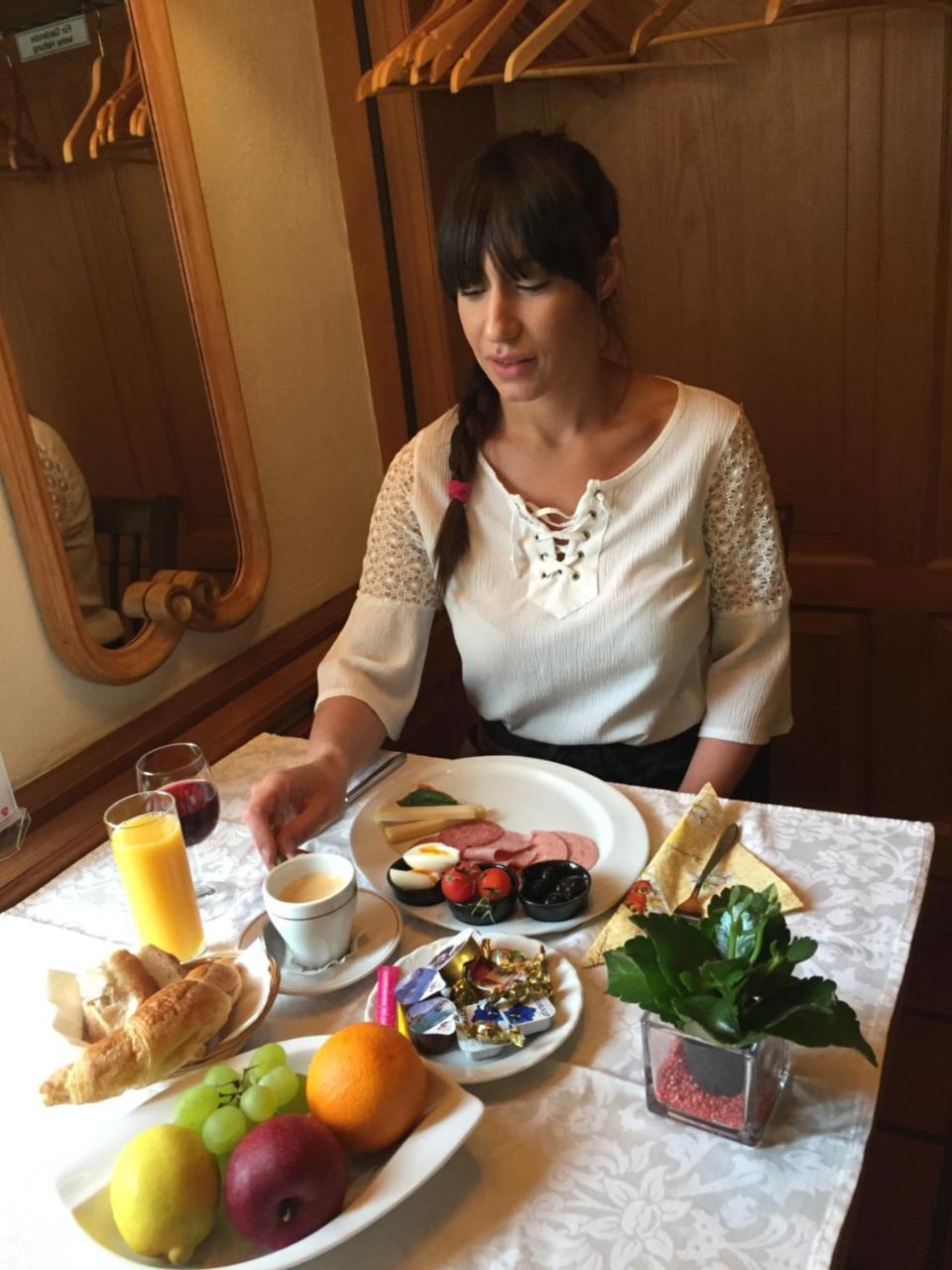 Sirnach Hotel Restaurant Loewen מראה חיצוני תמונה